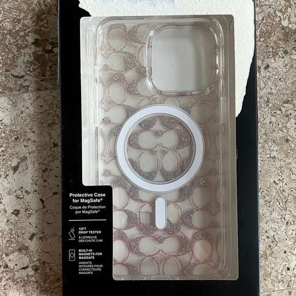 COACH iPhone 15 Pro Max Protective Case MagSafe Signature C Clear Phone Cover - Picture 7 of 8